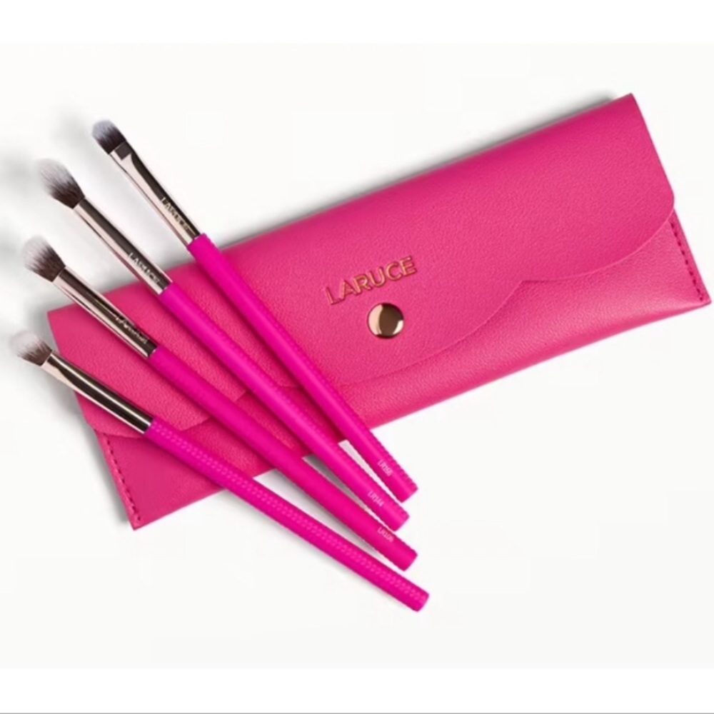 Laruce hot pink 4 piece eyeshadow brush set with carrying case